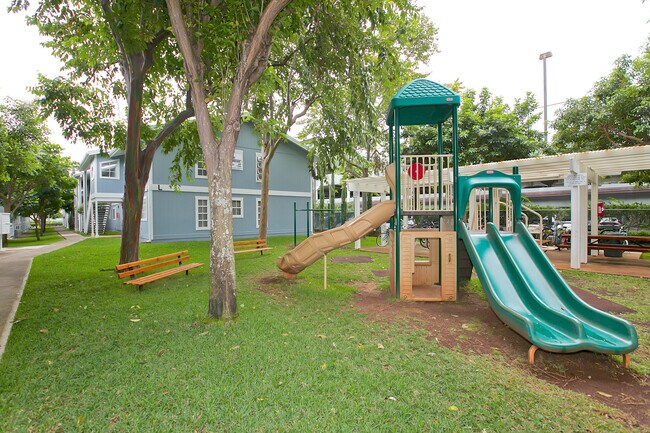 Building Photo - 355 Aoloa St