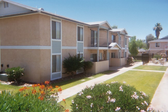 Building Photo - Bayfield Apartments