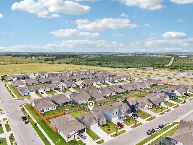 Building Photo - 109 Netherland St