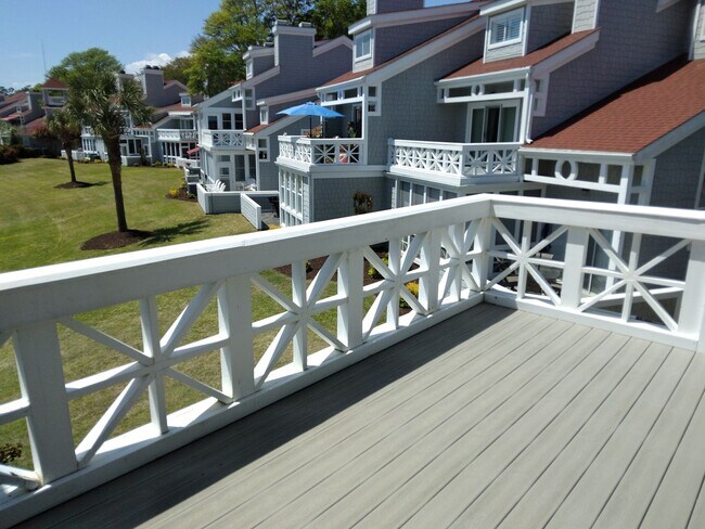 Building Photo - Harbor Front, 2 Bedroom, 2 Bath, Corner Unit at Mariners Pointe in Little River! Available Now!