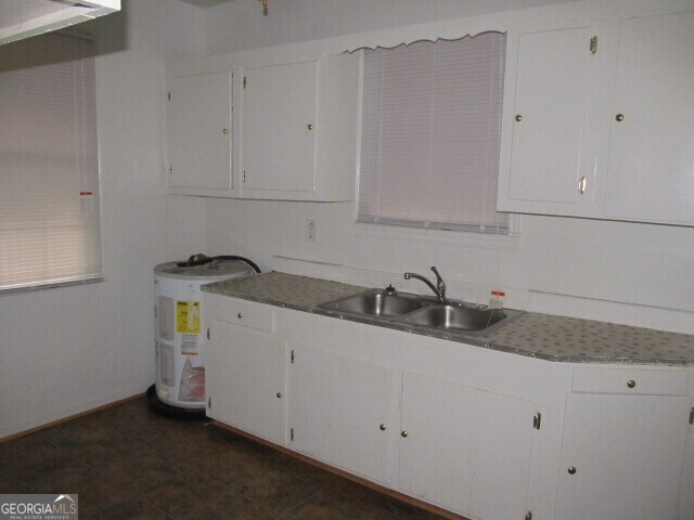 Building Photo - 737 N Greenwood St