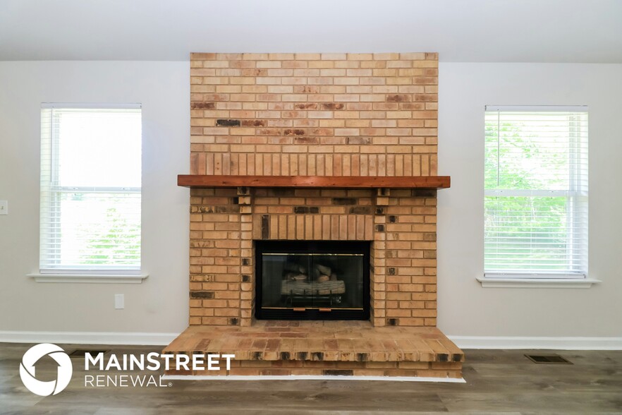 Building Photo - 14 Cantabrian Ct