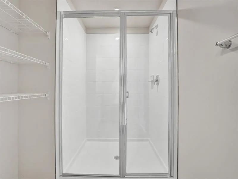 Building Photo - 5671 Enclave Dr