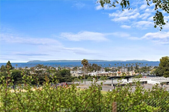 Building Photo - 3007 Harbor View Dr