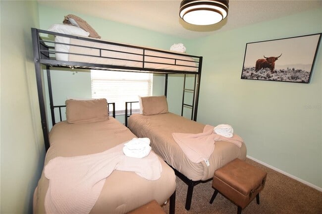 Building Photo - 7748 Indian Ridge Trail S