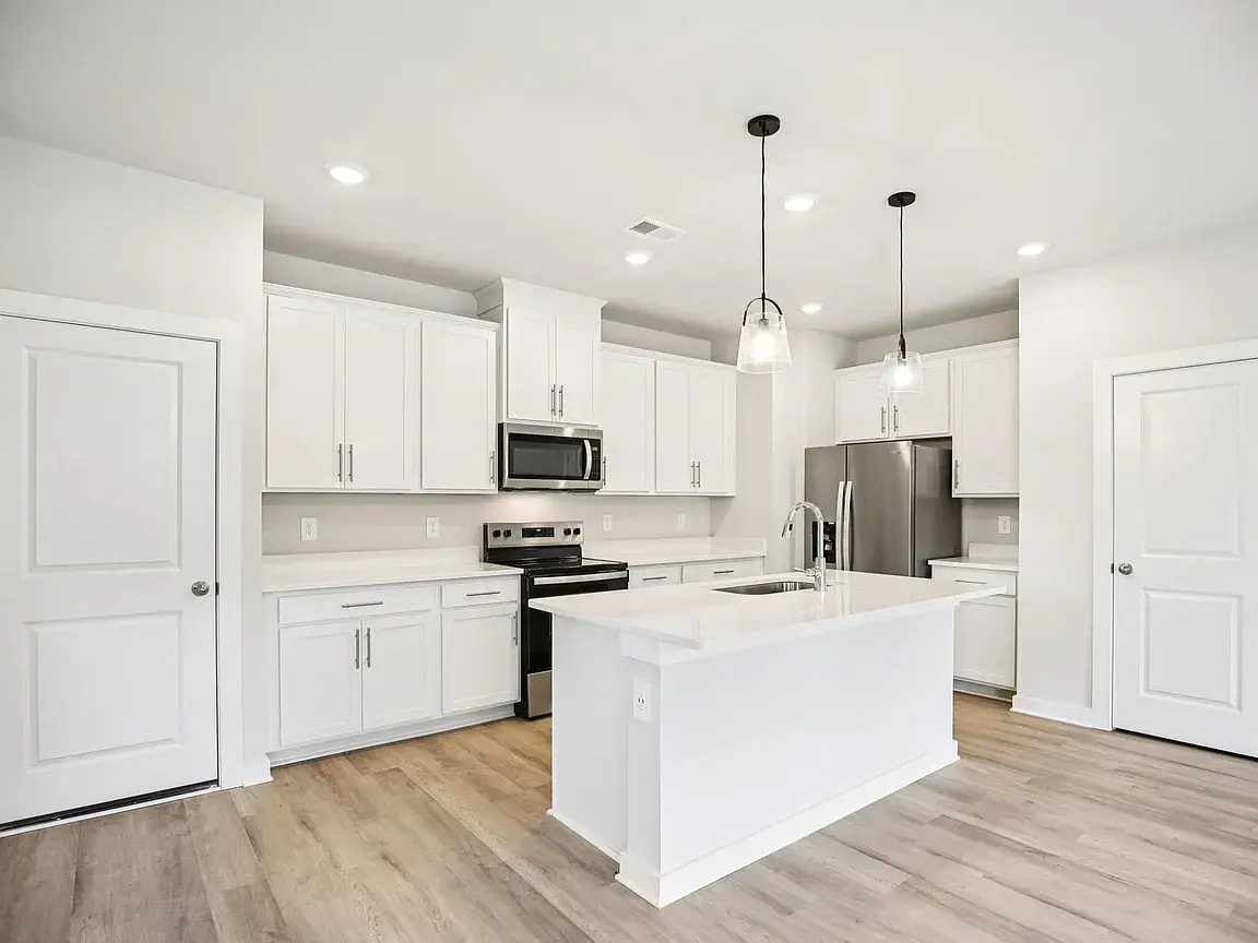 Building Photo - 4145 Walnut Ridge Dr