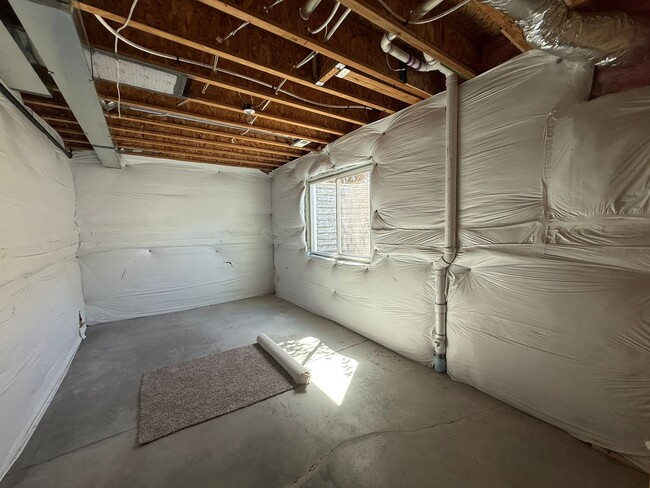Building Photo - 15834 Kansas Pacific Ct