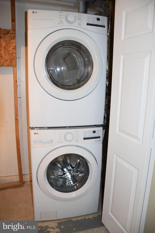 Building Photo - 204 Poplar Spring Rd