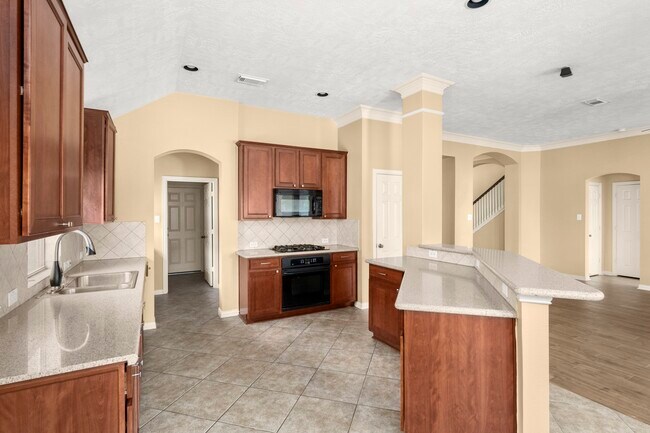 Building Photo - 19830 Broadhead Manor Dr