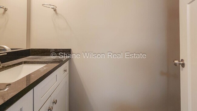 Building Photo - "Charming Rocky Face Duplex: Spacious 2-Be...