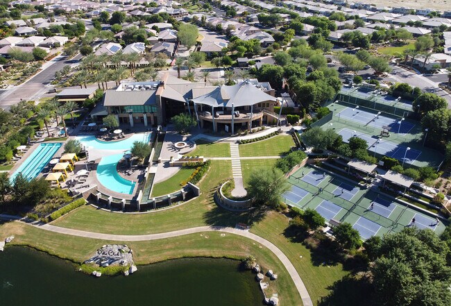 Building Photo - 82830 Logan Creek Dr