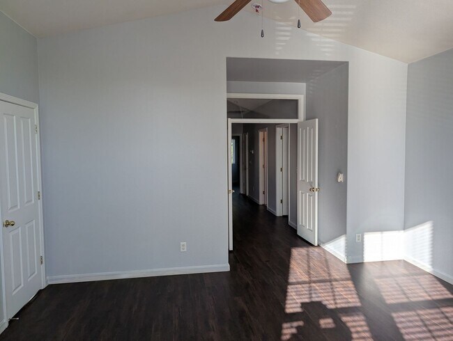 Building Photo - Nice 2 story home with lots of space, close to Fugman Elementary, Copper River and Woodward Park.