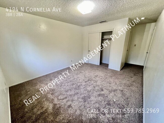 Building Photo - $1,495 Cornelia & Ashlan, 3 bedroom - N. C...