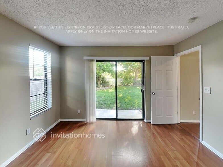 Building Photo - 9640 Richmond Cir