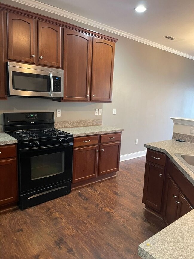 Building Photo - Middletown -  Willow Grove Mill