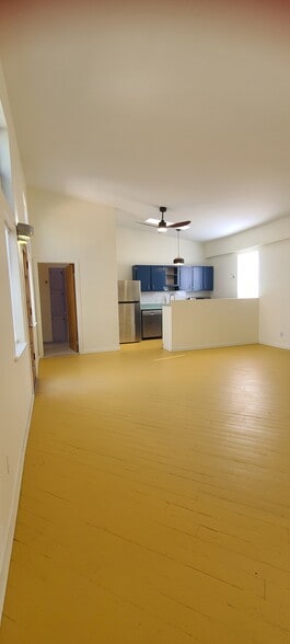 Building Photo - 817 Slate Ave NW