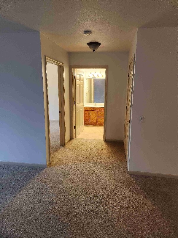 4009 N Becker Dr 4009 N Becker Dr Bartonville IL 61607 Apartment Finder