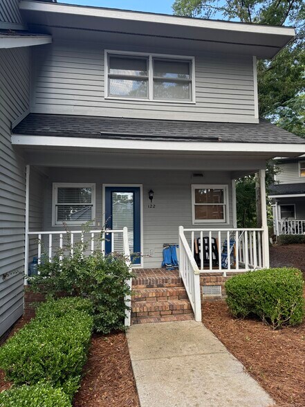 Primary Photo - 2029 Eastwood Rd