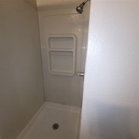 Building Photo - 438 Green Acres Dr