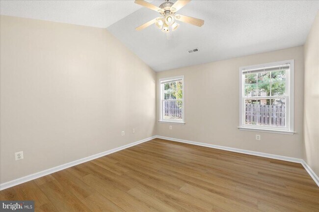 Building Photo - 5703 Halifax Ct