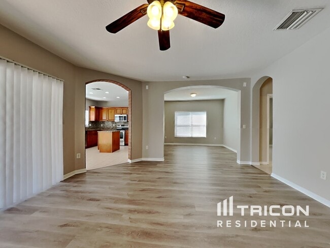 Building Photo - 3606 Heron Island Dr