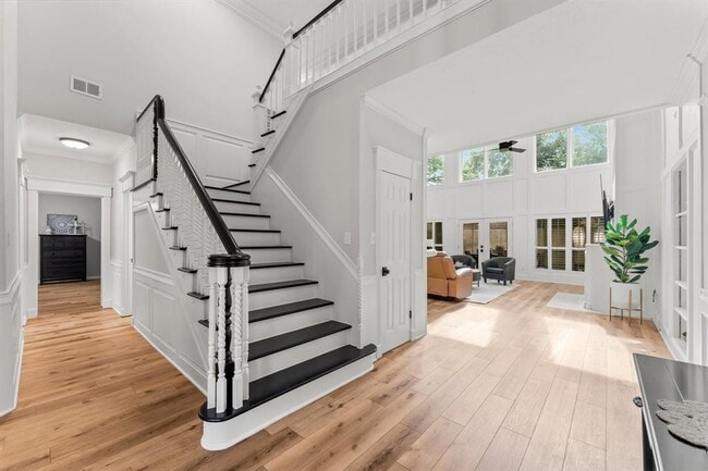 Building Photo - 8911 Tranquil Park Dr