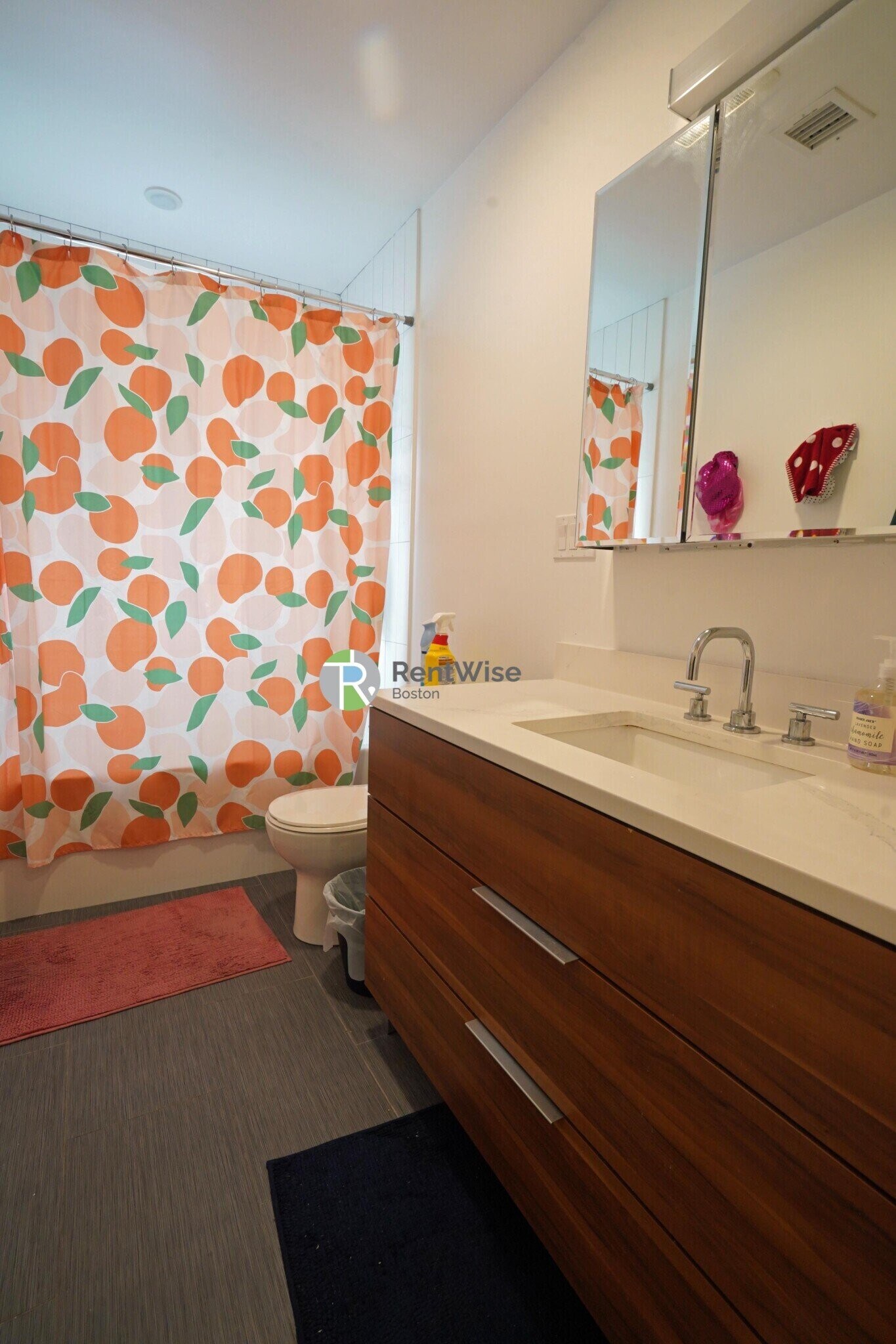 Building Photo - 15 Kelley Ct