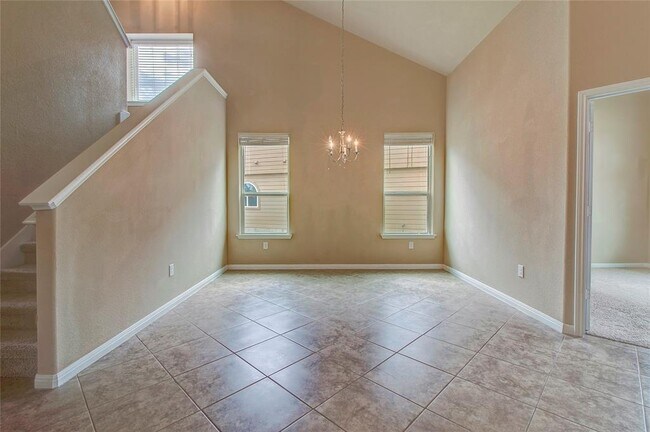 Building Photo - 225 Deep Creek Dr