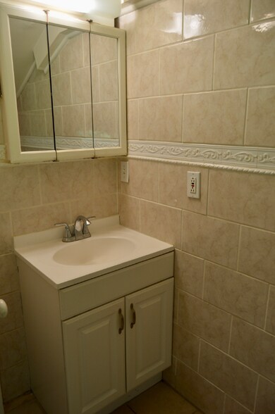 Building Photo - 4502 State Rt 17B