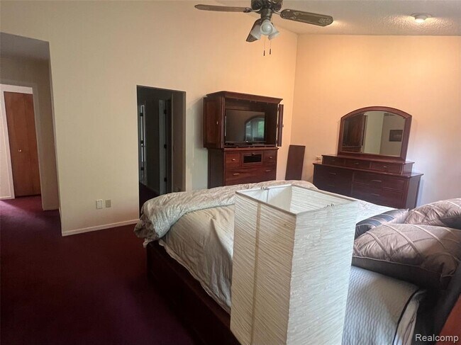 Building Photo - 6358 Timberwood S