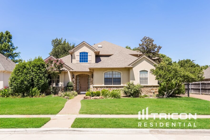 Primary Photo - 4110 Coachman Ln
