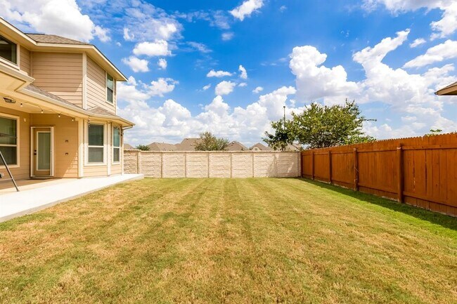 Building Photo - 3721 Royal Tern Ct