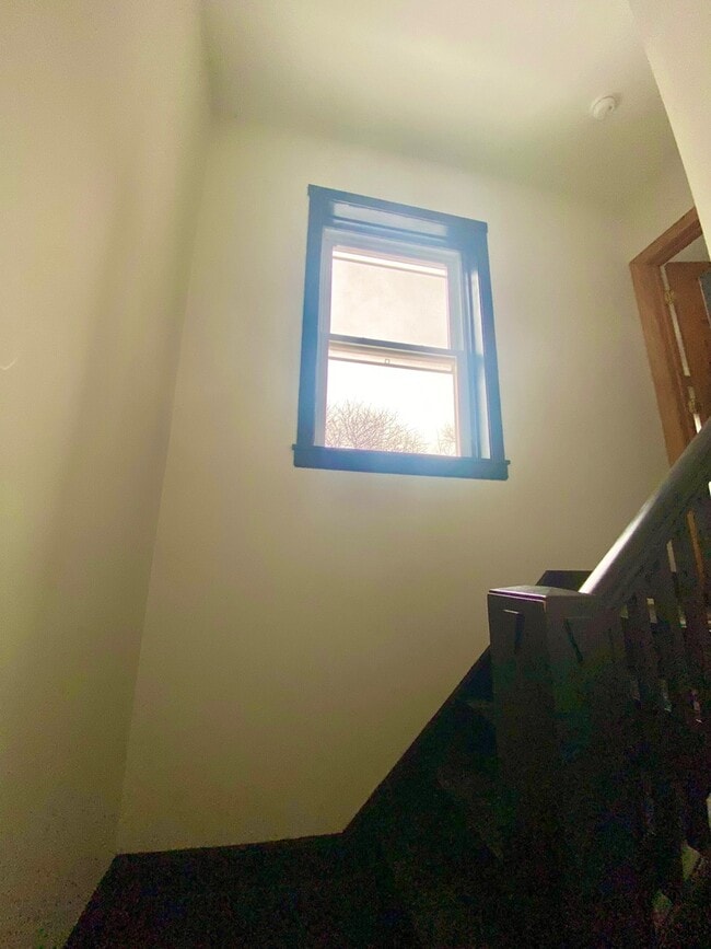 Building Photo - 5225 W Deming Pl