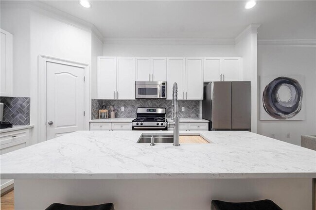 Building Photo - 1572 Mosaic Way