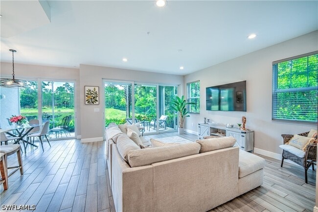 Building Photo - 2626 Seychelles Cir