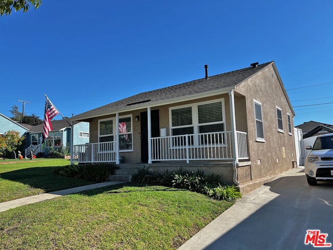 Building Photo - 10790 Galvin St