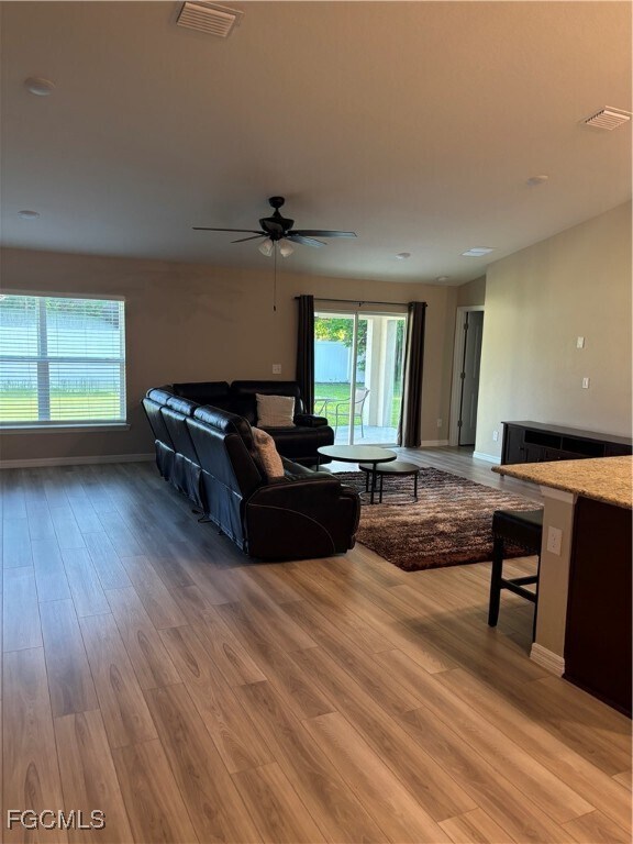 Building Photo - 1005 SW 36th St