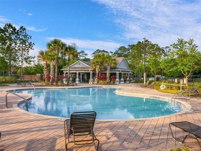 Building Photo - 1440 Scarlet Oak Loop