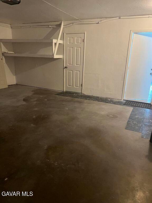 Building Photo - 5033 Avenue L10 Ave