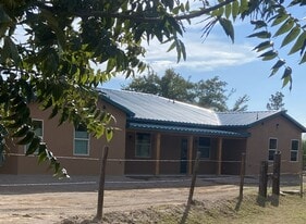 Building Photo - 1011 Wiley Ave