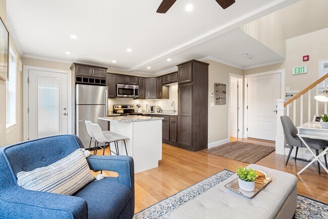 Building Photo - 48 Boston Rd