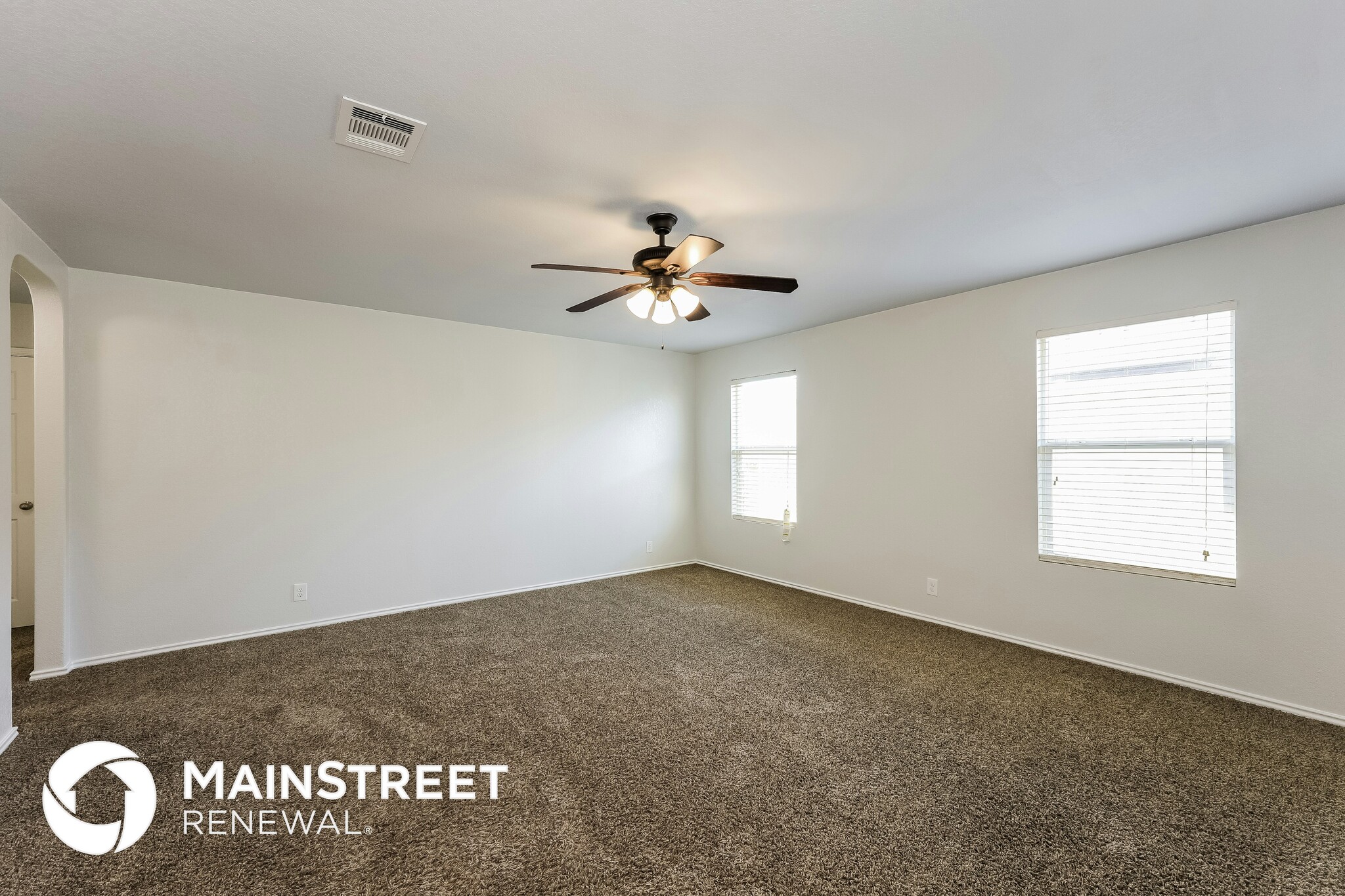 Building Photo - 11527 Fort Smith