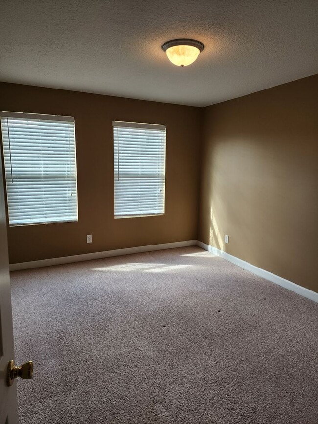 Building Photo - 122 Governors Blvd