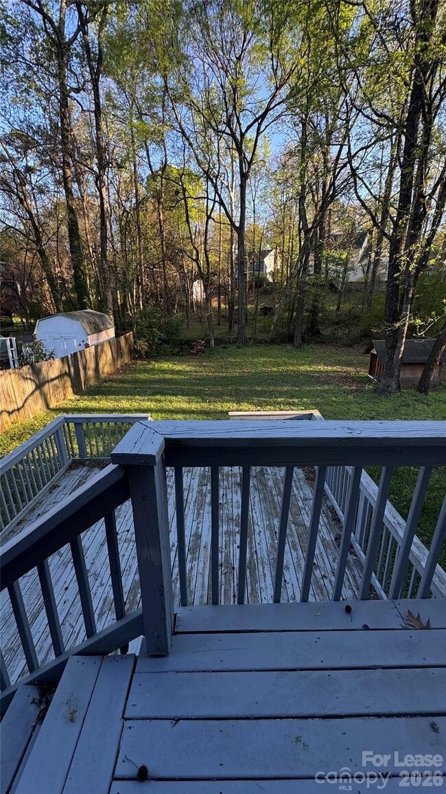 Building Photo - 2206 Killarney Pl