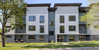 Building Photo - 5001 Prospect Ave