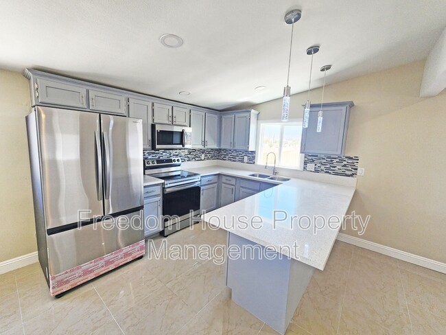 Building Photo - 1830 Casey Rd