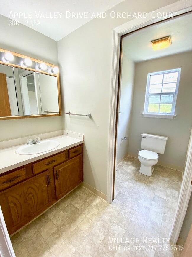 Building Photo - 710 Apple Valley Dr