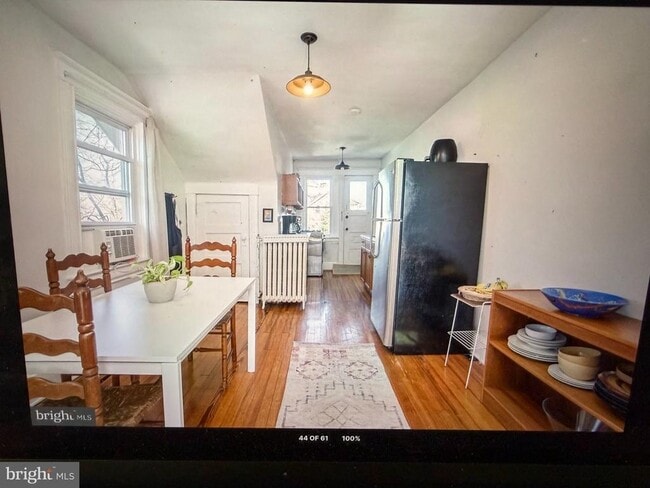 Building Photo - 2310 Sulgrave Ave