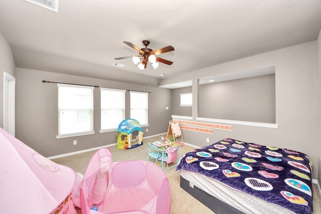 Building Photo - 6810 Hunters Trace Ln