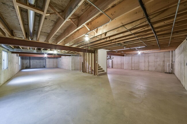 Building Photo - 410 Delnor Glen Dr